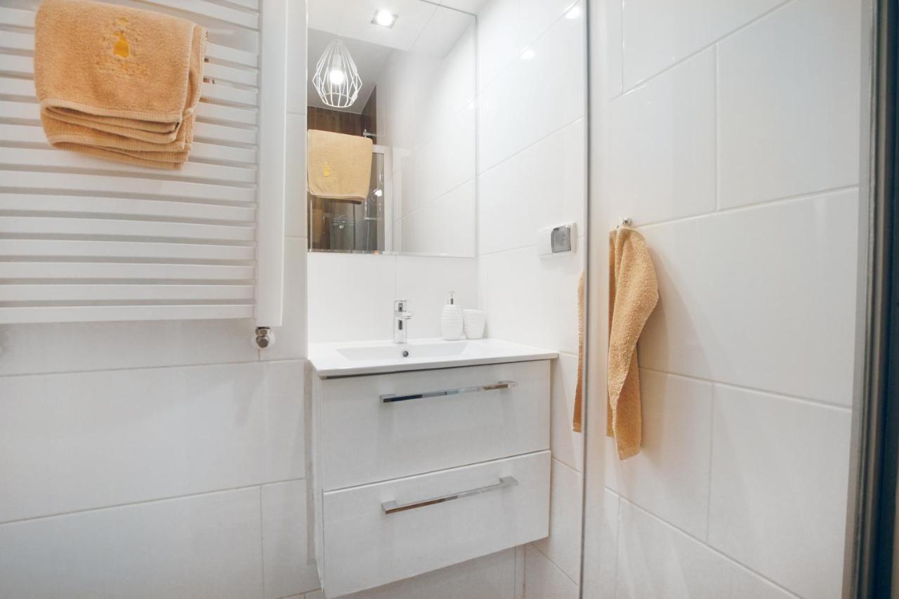 Duarte Apartamenty ヴロツワフ エクステリア 写真